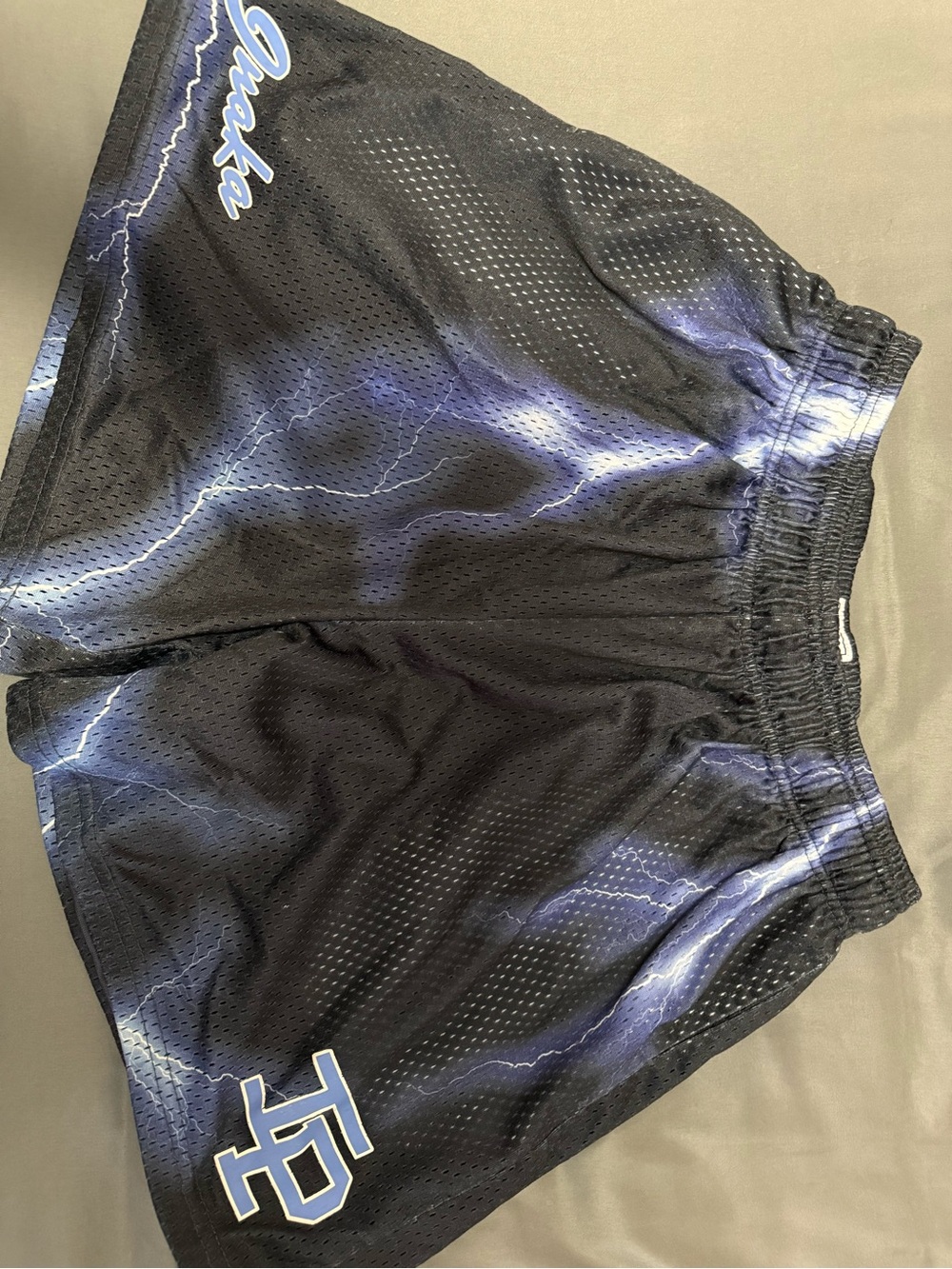 Inaka Power Lightning mesh shorts